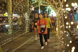 BIB: 415, 3598
                            <button type="button" onclick="openModal(26274632)" class="btn btn-primary btn-sm float-right btn-popup" data-toggle="modal" data-target=".modal-high-quality">
                        <i class="fas fa-shopping-cart"></i> Add to Cart
                    </button>
                                            <button type="button" onclick="isThisMe(26274632, true)" class="btn btn-success btn-sm float-right btn-popup btn-isme hidden" data-toggle="tooltip" data-placement="bottom" title="นี่คือรูปของคุณใช่ไหม คลิกที่นี่เพื่อเอาเข้าอัลบั้ม">
                        <i class="fas fa-plus"></i> Add to album
                    </button>
                    <button type="button" onclick="isThisMe(26274632, false)" class="btn btn-warning btn-sm float-right btn-popup btn-isnotme hidden">
                        <i class="fas fa-ban"></i> Remove from album
                    </button>